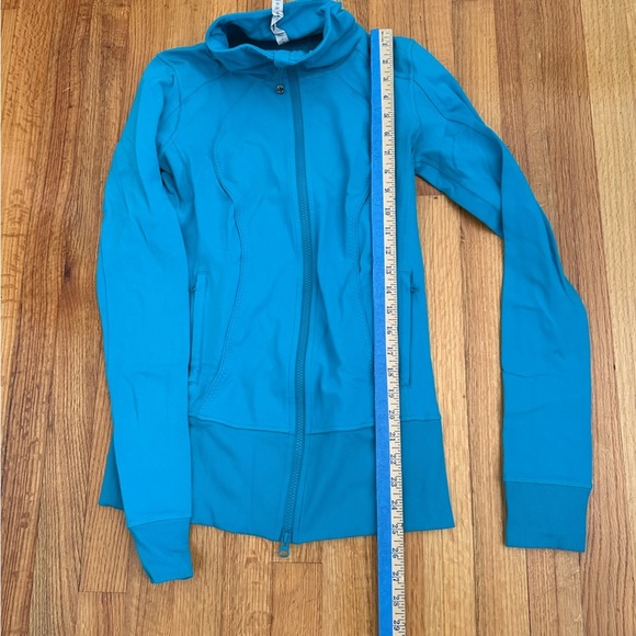LULULEMON SRGE Surge Blue Nice Asana Jacket size 6(j10) - Picture 3 of 12